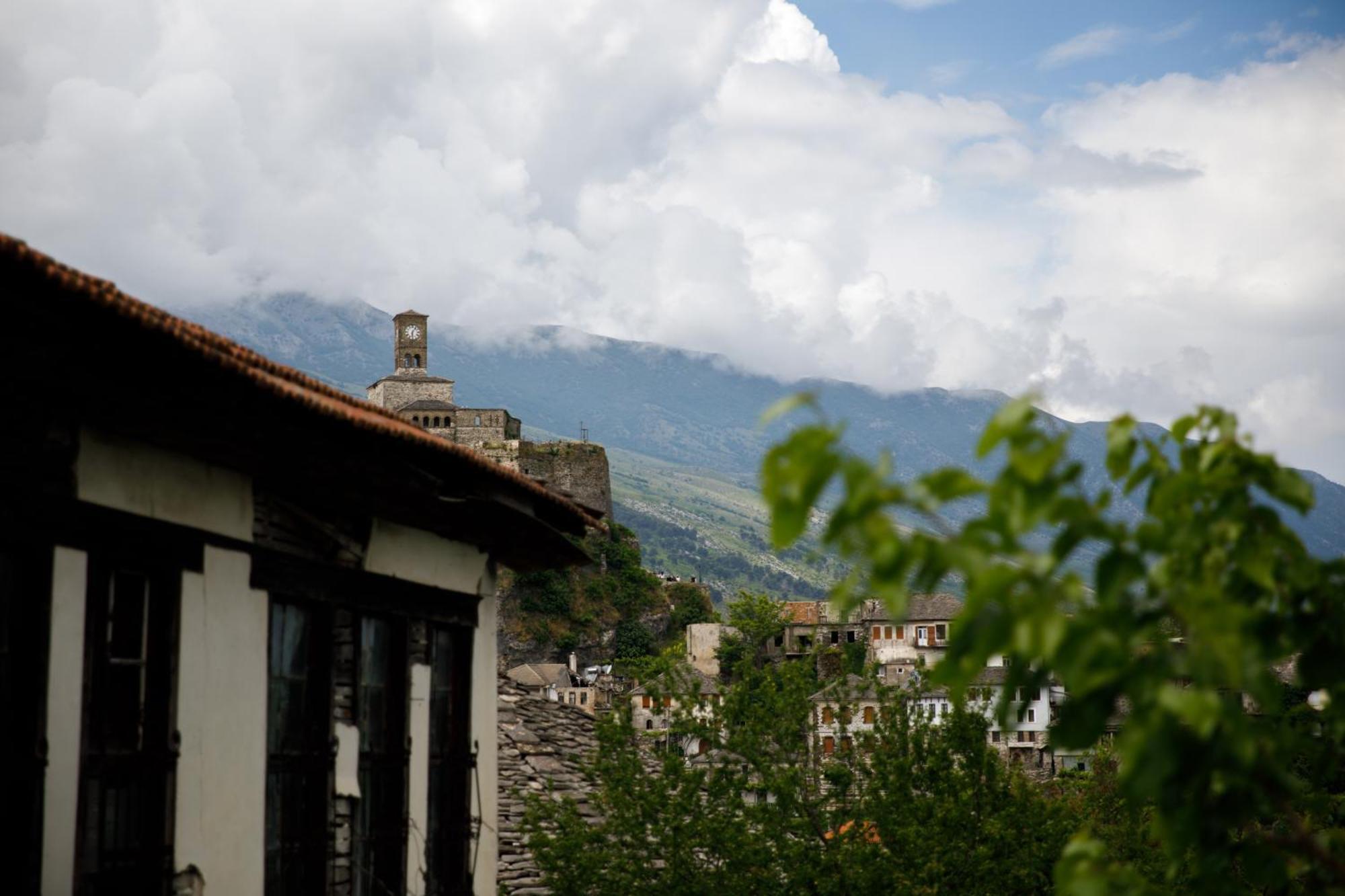 Guva Guest House Gjirokastër Exterior foto